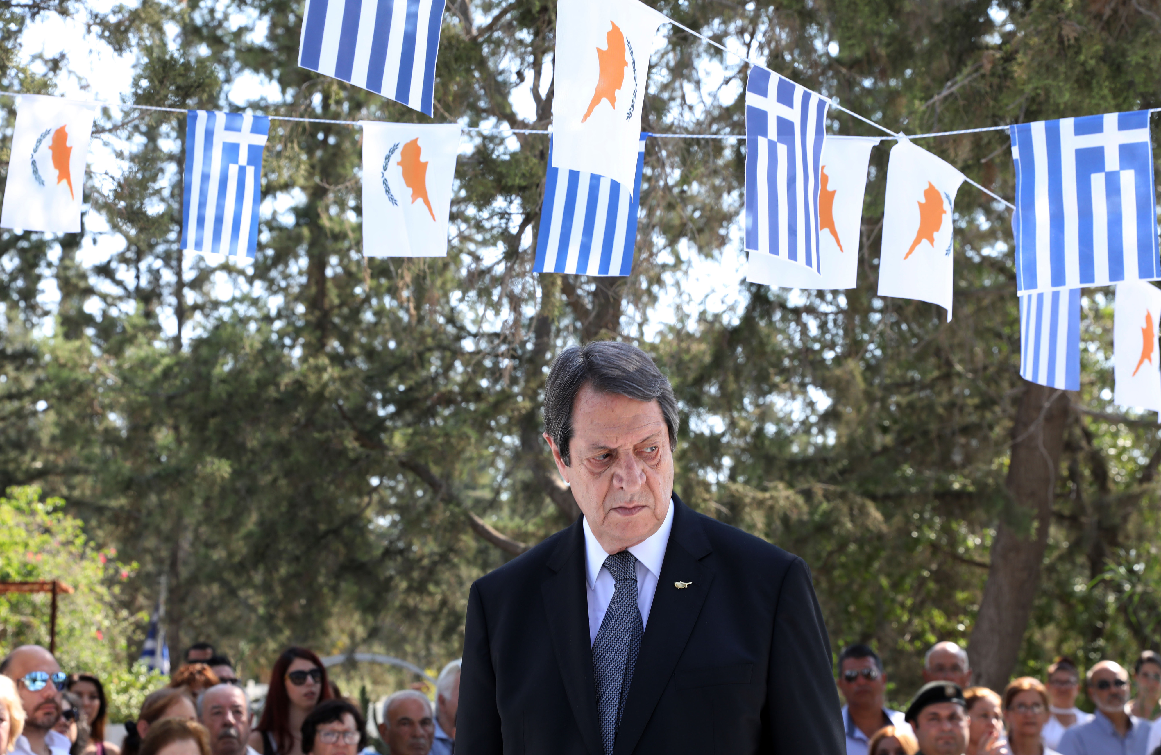 Γιατί ο Πρόεδρος της Κύπρου συναντήθηκε με τον Ρέμο και τη Βίσση