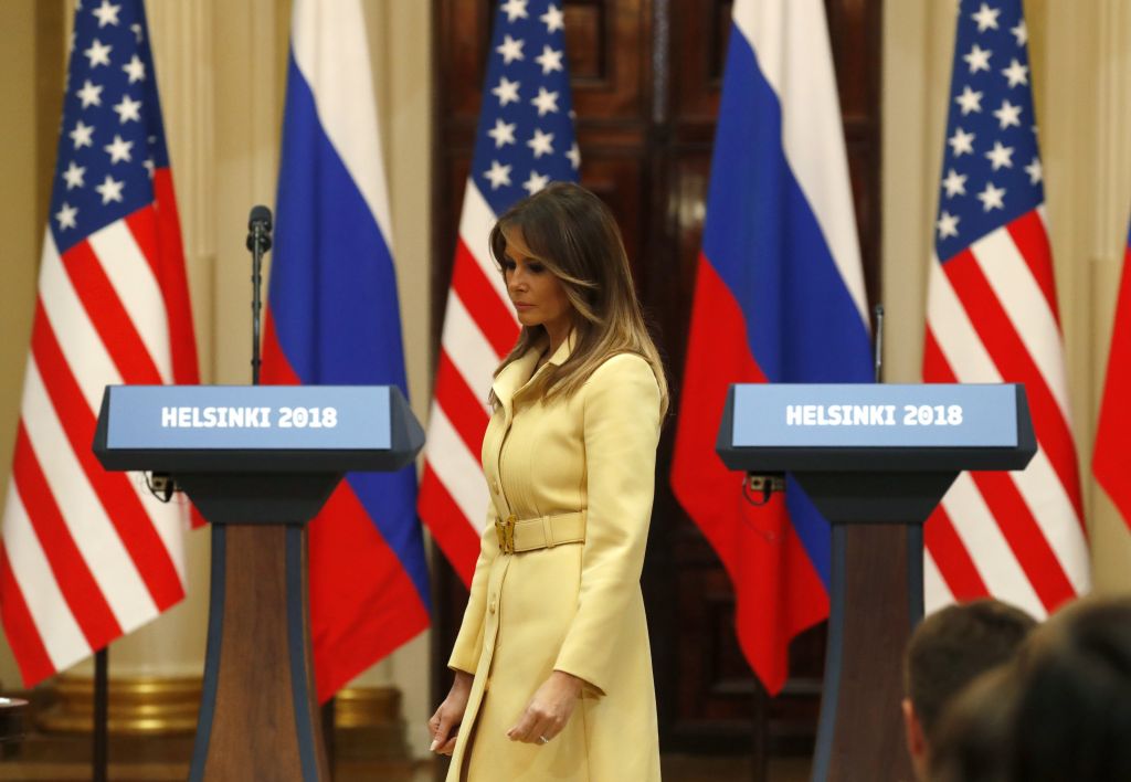 Η Μελάνια στηρίζει Λεμπρόν Τζέιμς μετά την επίθεση Τραμπ