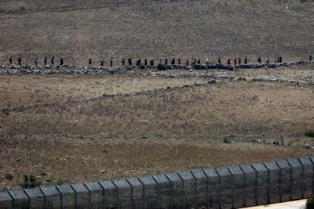 Αμαχοι Σύροι πλησίασαν ισραηλινό μεθοριακό φράκτη