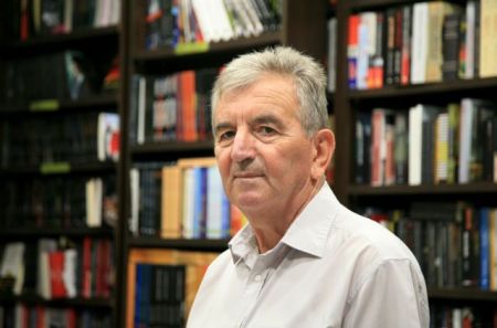 Στα κάτεργα του Χότζα