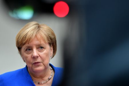 Μέρκελ: Θόλωσε το σενάριο της «απελευθέρωσης» από τους δανειστές