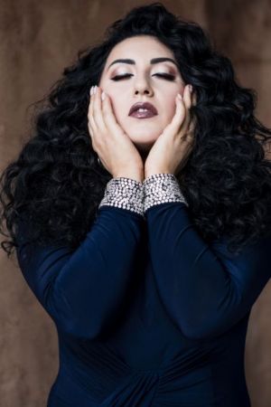 Ανίτα Ρατσβελισβίλι: «Η Κάρμεν κάνει συνέχεια λάθη»