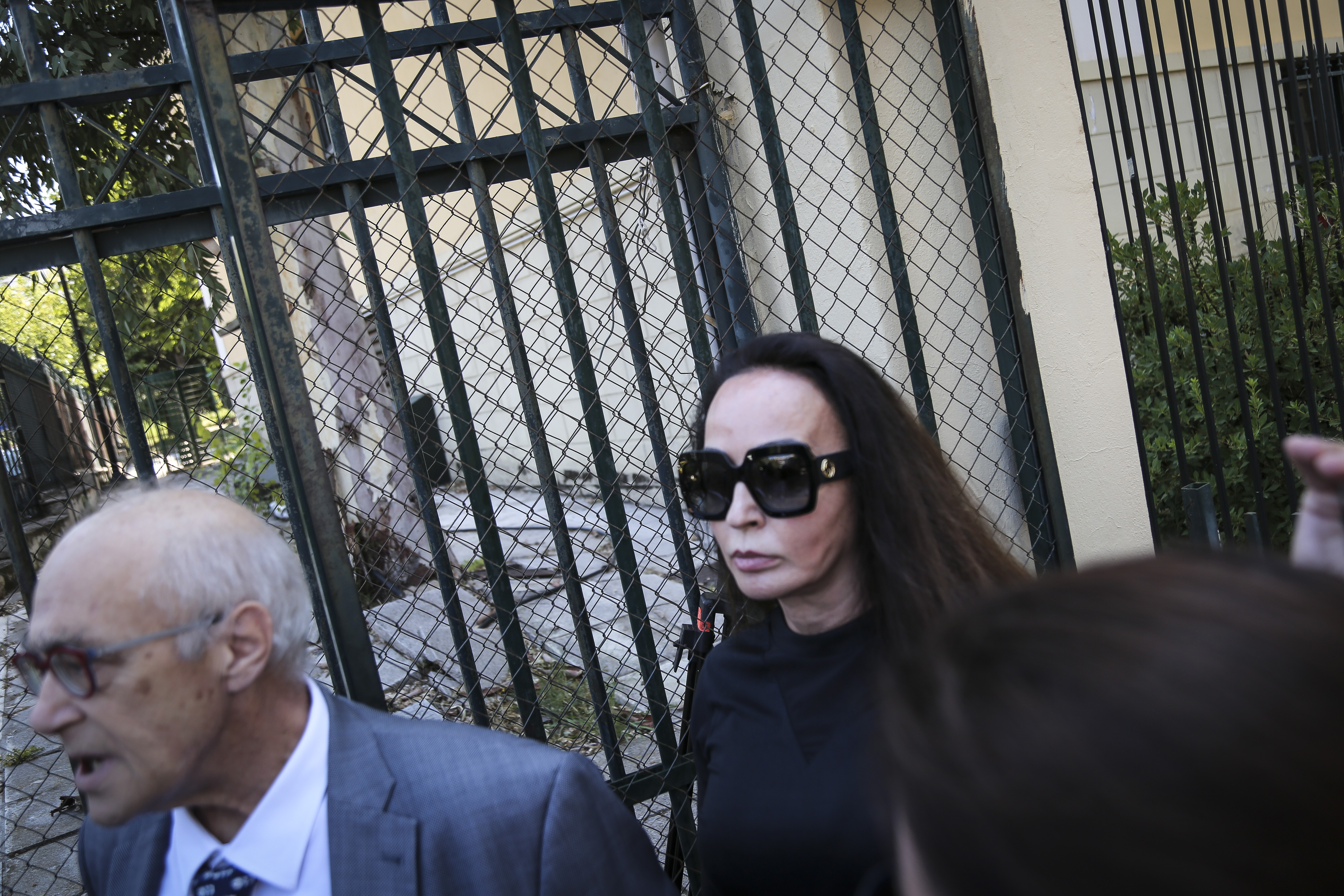 Ελεύθερη μετά την απολογία της για τις μίζες η Βίκυ Σταμάτη