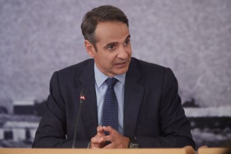 Ενημέρωση Μητσοτάκη από τον γ.γ. Πολιτικής Προστασίας για τις φωτιές