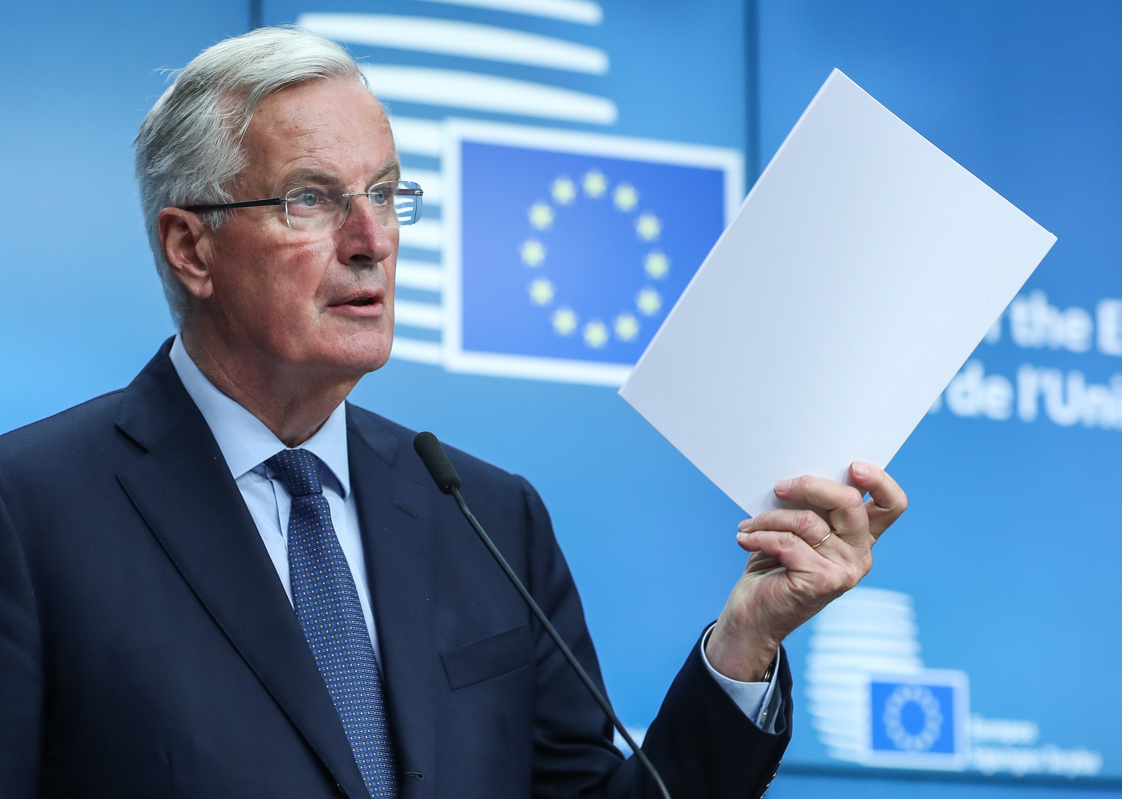Μπαρνιέ : Η Λευκή Βίβλος της Βρετανίας εγείρει σειρά θεμάτων με την ΕΕ