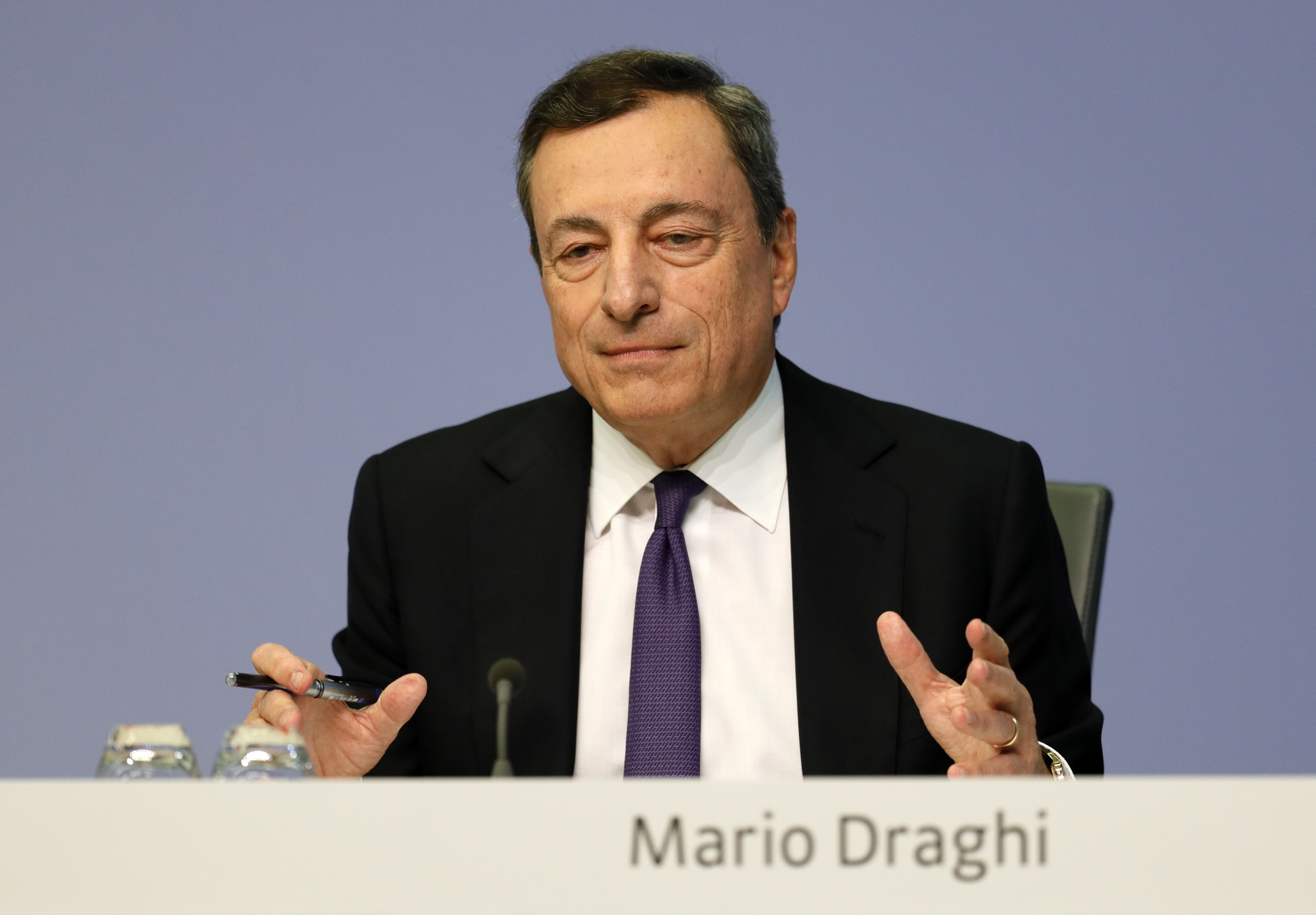 Τέλος στις ελπίδες για ένταξη της Ελλάδας στο QE από τον Μάριο Ντράγκι