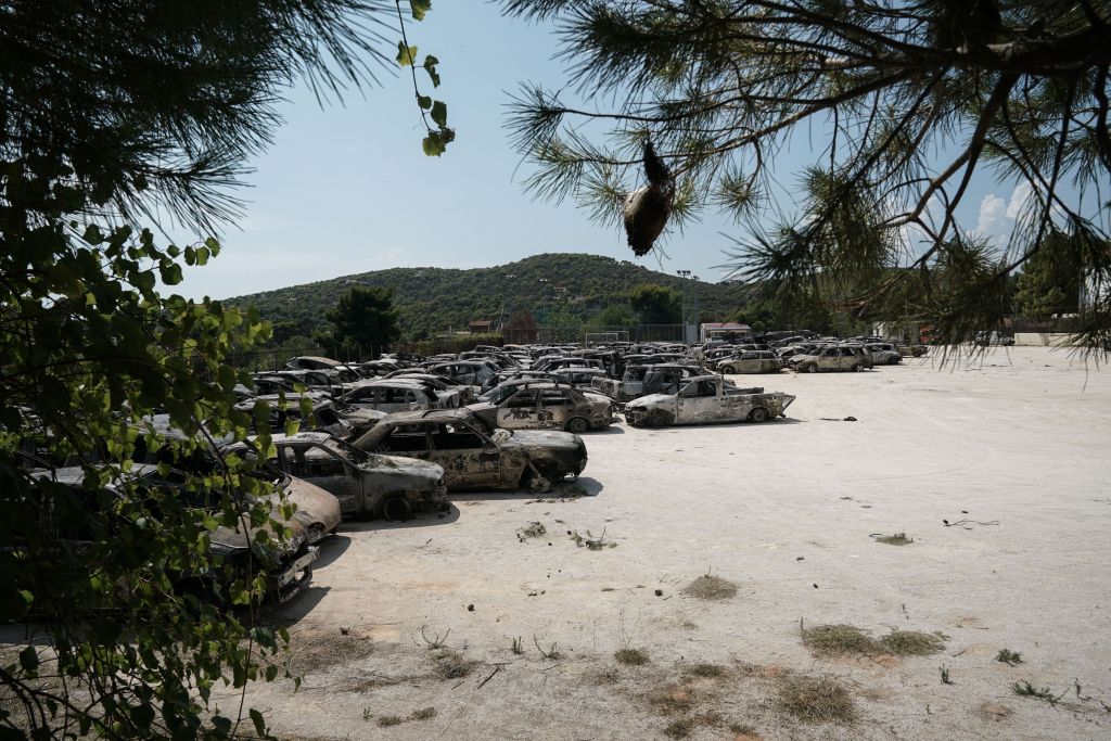 Δωρεάν διάθεση 300 αυτοκινήτων σε όσους κάηκε το ΙΧ τους