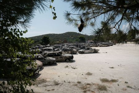 Δωρεάν διάθεση 300 αυτοκινήτων σε όσους κάηκε το ΙΧ τους