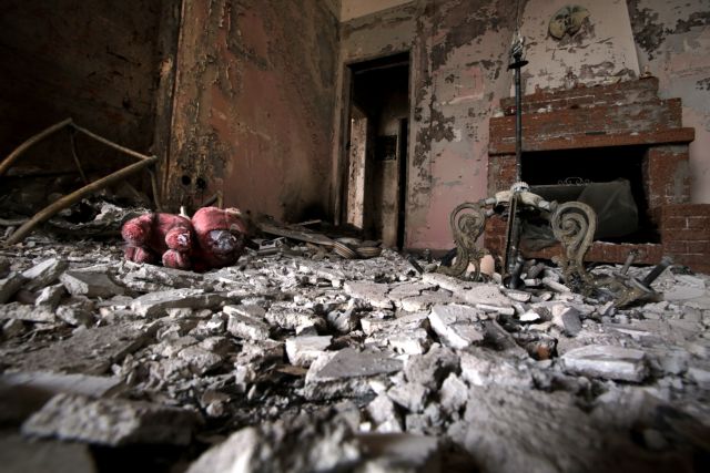 «Τη νύχτα τα παιδιά τινάζονται στον ύπνο τους»