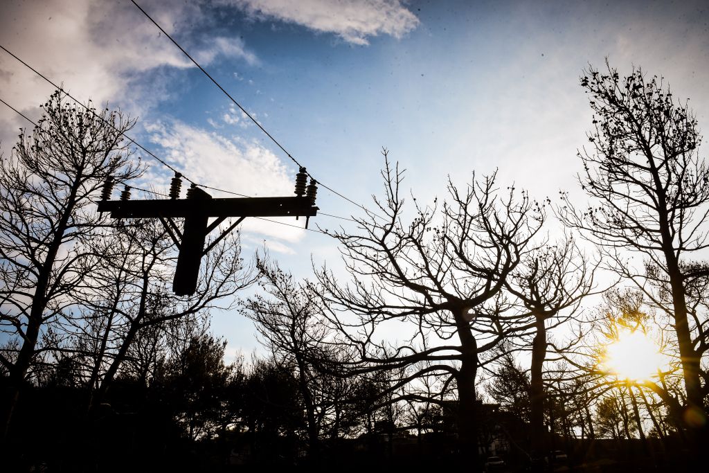 ΔΕΔΔΗΕ : Επανασύνδεση ρεύματος σε 3.700 καταναλωτές