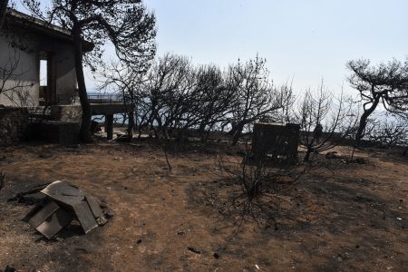 Μάτι: Συκλονιστικές οι μαρτυρίες των διασωστών που εντόπισαν τους 26