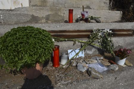 Φίλη οικογένειας που ξεκληρίστηκε στο Μάτι: Ακου να σου πω Αλέξη, τώρα που έθαψα τους νεκρούς μου