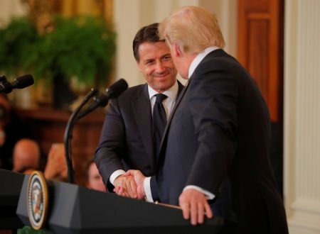 Την μεταναστευτική πολιτική της Ιταλίας εγκωμίασε ο Τραμπ