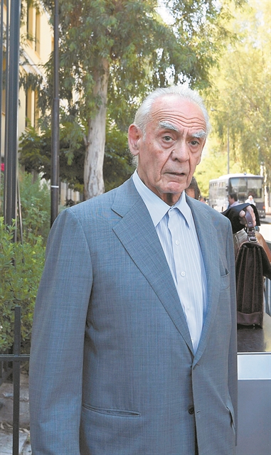 Ο πολιτικός και η τρικυμιώδης ζωή του