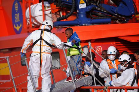 Ισπανία: Διασώθηκαν 400 μετανάστες το τελευταίο 24ωρο στη Μεσόγειο