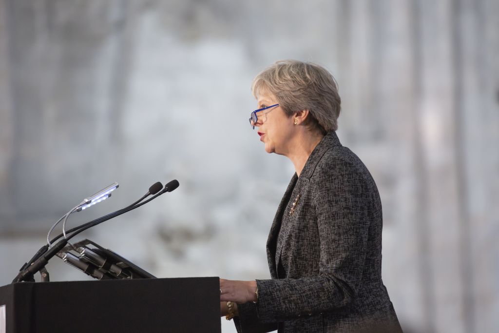 Μέι: Συναγερμός για τη νέα δηλητηρίαση με Νόβιτσοκ