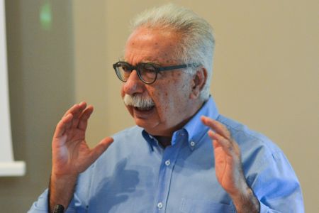 Κουδούνι στις 9:00 και στο Δημοτικό εξετάζει ο Γαβρόγλου