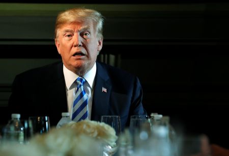 Πρώην σύμβουλος Λευκού Οίκου : Ρατσιστήςκαι μισογύνης ο Τραμπ