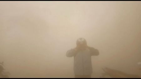 Ινδονησία: Συντριβή αεροπλάνου σε ορεινή περιοχή με 8 νεκρούς