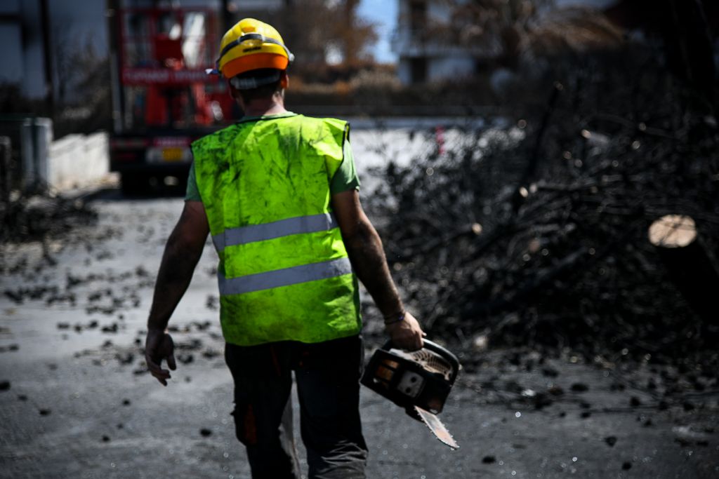 Τζαβάρας : Εγκλημα οι χειρισμοί της κυβέρνησης στις φονικές πυρκαγιές