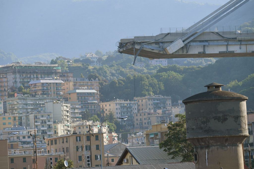 Ιταλία : Eθνικό πένθος για την τραγωδία στη Γένοβα