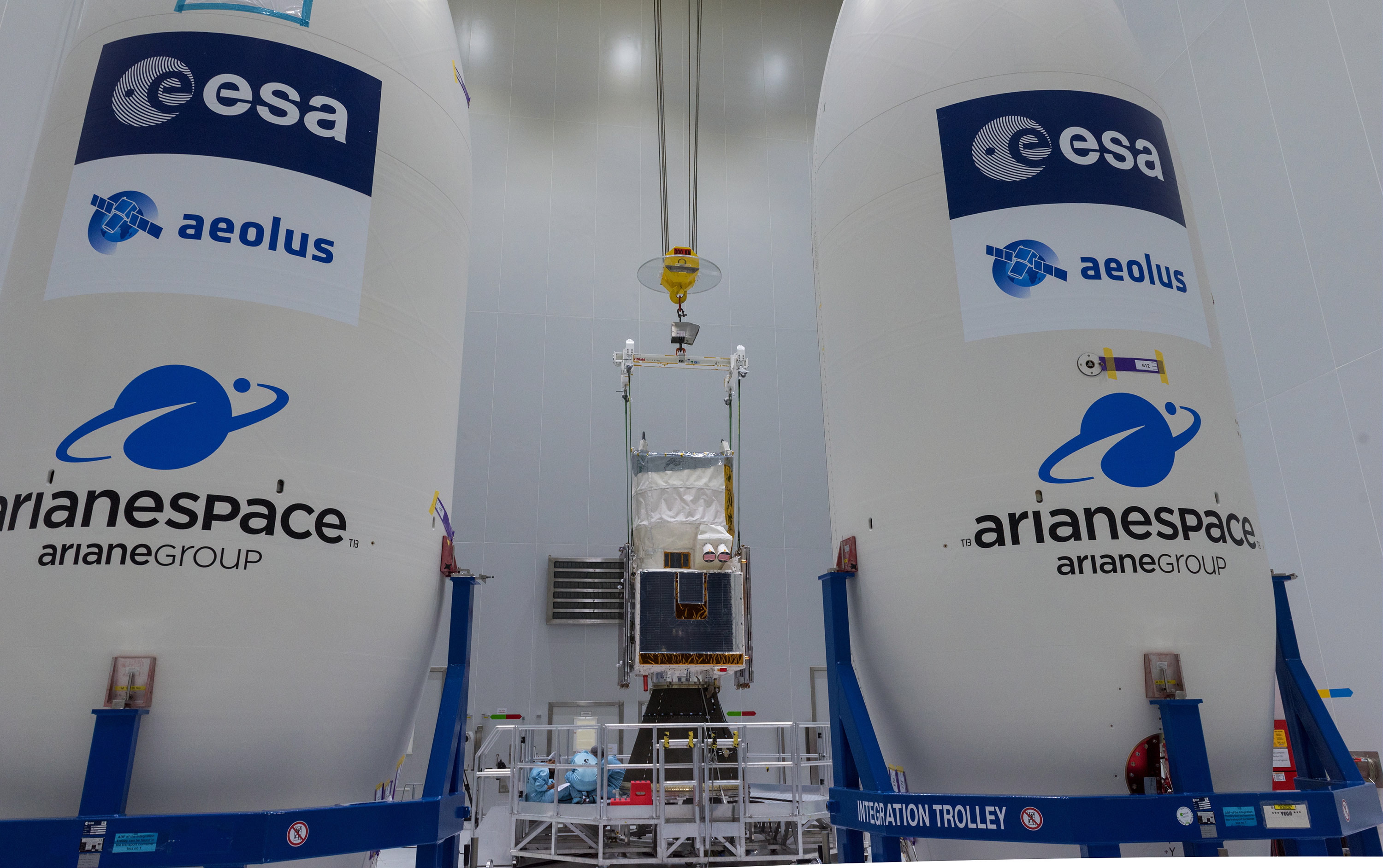 Εκτόξευση του ευρωπαϊκού δορυφόρου Αίολος για την πρόγνωση του καιρού (video)