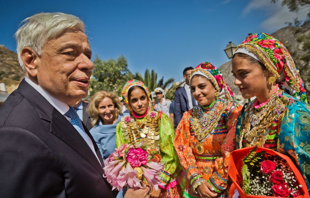 Παυλόπουλος : Στόχος μου η αρραγής ενότητα των πολιτικών δυνάμεων