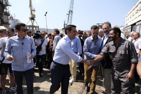 Οι νέες χειραψίες του κ. Τσίπρα