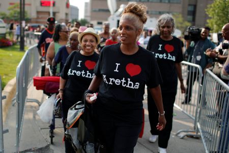 ΗΠΑ: Ξεκίνησε το…προσκύνημα της Αρίθα Φράνκλιν