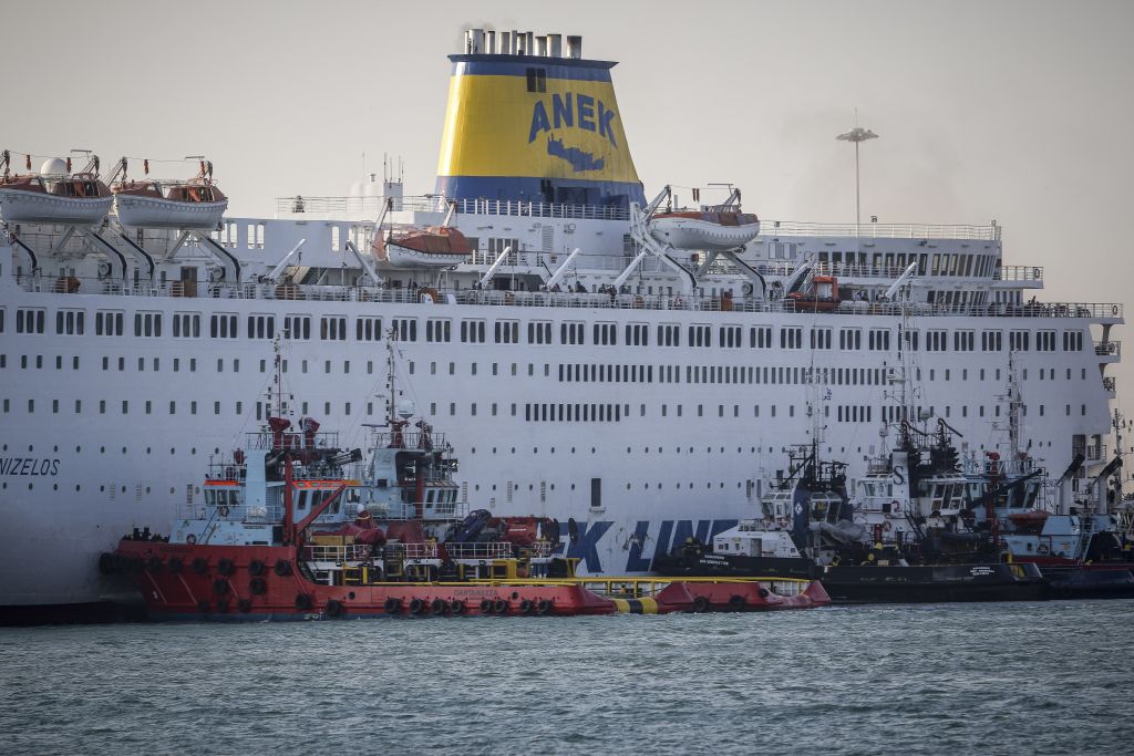 Έρευνα για τα αίτια της πυρκαγιάς στο πλοίο Ελ. Βενιζέλος