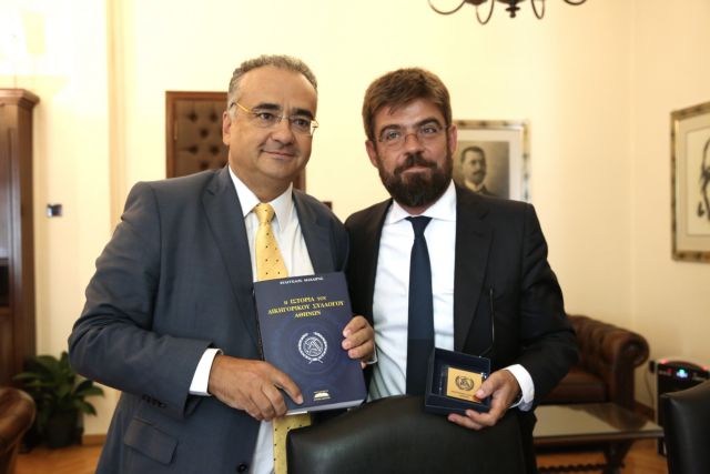 Αποσύρει το νομοσχέδιο Κοντονή ο Μ. Καλογήρου