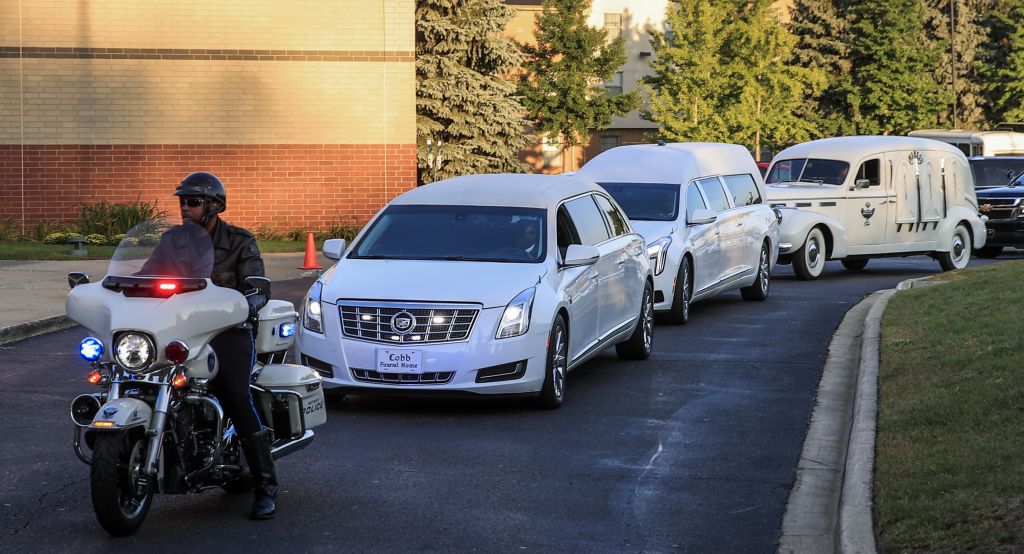 Πλήθος κόσμου αποχαιρέτησε την Αρίθα Φράνκλιν