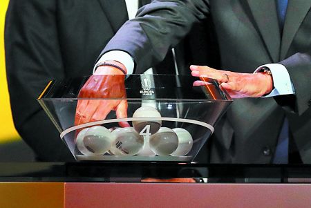 Βουτιά στα βαθιά της Ευρώπης για τις ελληνικές ομάδες