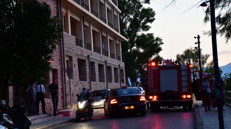 Κατάρρευση μονοκατοικίας από έκρηξη στα Ιωάννινα