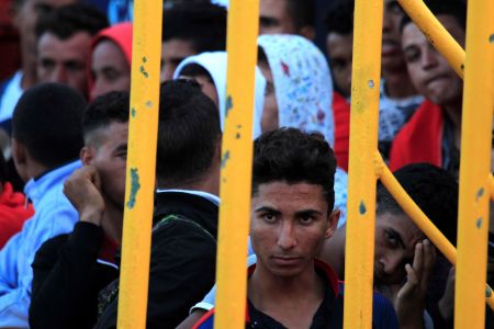 Συνελήφθη δημοσιογράφος επειδή συναντήθηκε χωρίς άδεια με πρόσφυγες