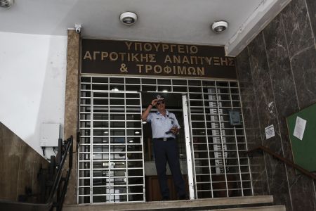 Τρεις συλλήψεις για τη νέα εισβολή του «Ρουβίκωνα»