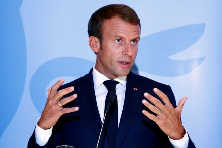 Μακρόν σε Βέμπερ: Δεν μπορεί να υποστηρίζετε Μέρκελ και Ορμπαν ταυτόχρονα