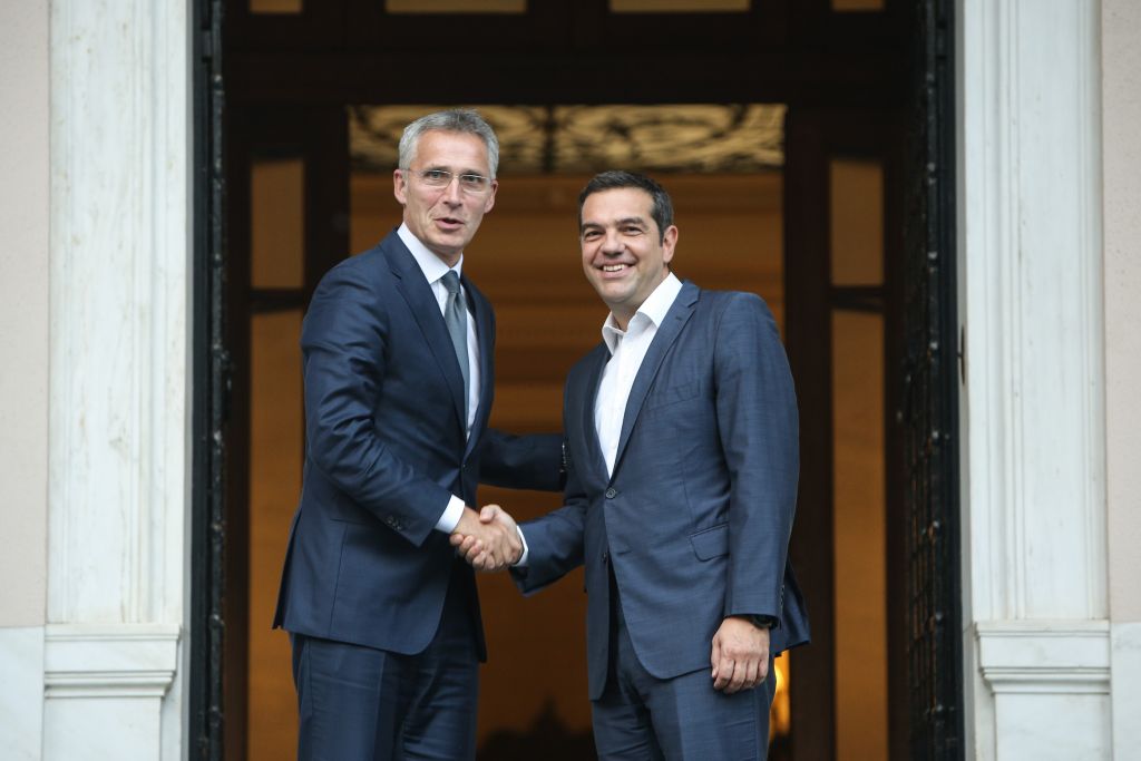 Δείπνο εργασίας στον Γ. Στόλτενμπεργκ παρέθεσε ο Αλ. Τσίπρας