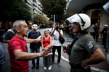 Ένταση στο συλλαλητήριο για τη Μακεδονία