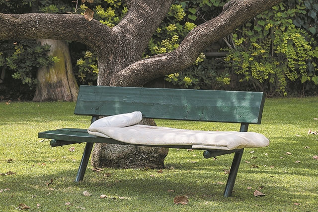 Ανδρέας Λόλης: Συμβολισμοί από… μάρμαρο