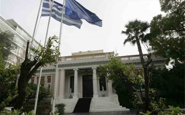Μαξίμου κατά ΝΔ: Έκδηλος ο πανικός της