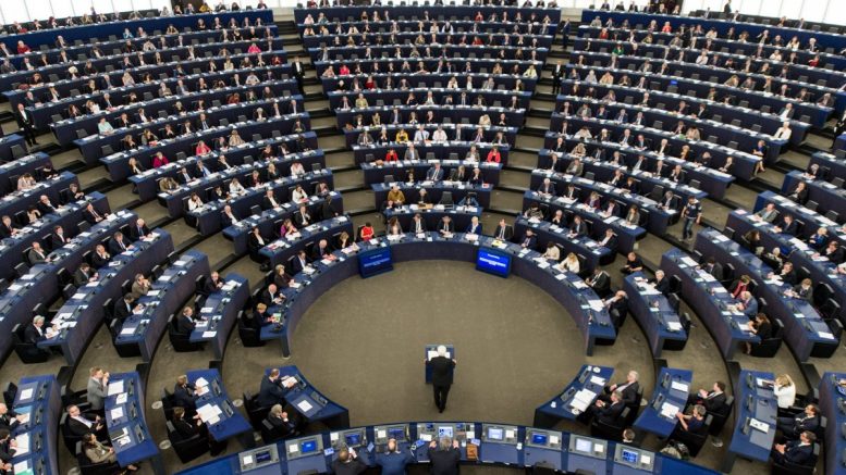 Ευρωκοινοβούλιο : Να είναι έμπρακτη η αλληλεγγύη της ΕΕ προς Ελλάδα και Κύπρο