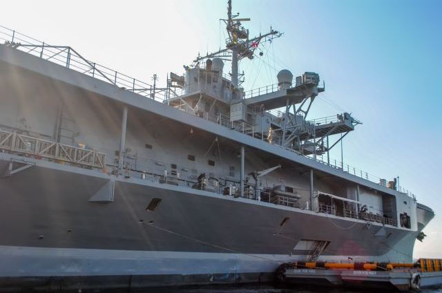 Διαδήλωση κατά την παραμονής του «USS Mount Whitney» στη Θεσσαλονίκη