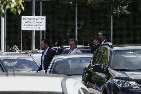 Παιχνίδια με τις συντάξεις – Ενόχληση των δανειστών για την «εικόνα» τετελεσμένων ενώ εκκρεμεί η διαπραγμάτευση