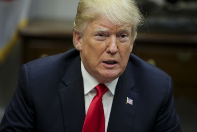 Τραμπ: Ανακοινώνει τους δασμούς σε κινέζικα προϊόντα