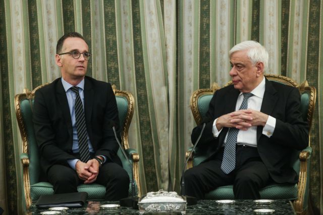 Προεδρικό Μέγαρο: Παυλόπουλος – Μάας συζήτησαν  για το προσφυγικό