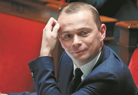 Αμφίβολη η κατάργηση 120.000 θέσεων στο Δημόσιο από τον Μακρόν