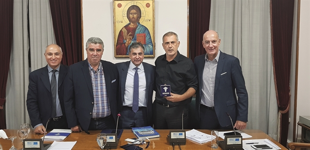 Το «Masterplan» Μώραλη για την αναβάθμιση του Πειραιά