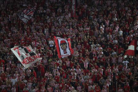 Θύρα 7: Δεν απαντάμε στις προκλήσεις – 90 λεπτά όρθιοι στο πλευρό της ομάδας μας