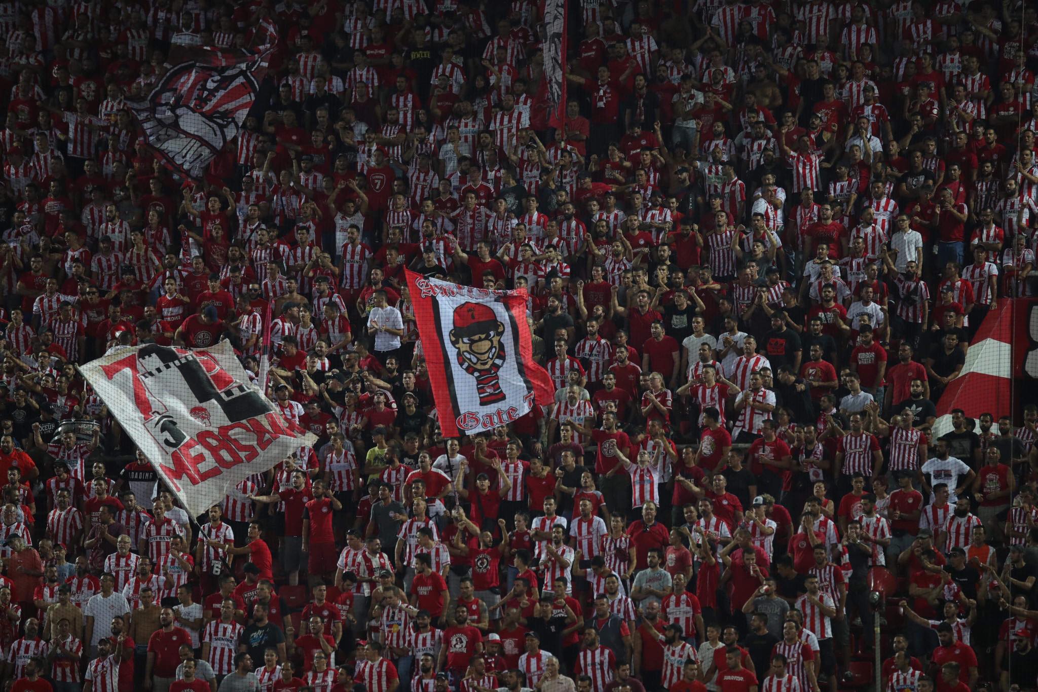 Θύρα 7: Δεν απαντάμε στις προκλήσεις – 90 λεπτά όρθιοι στο πλευρό της ομάδας μας